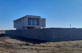 Oportunitate! Casa cu 4 camere, tip duplex, Mosnita Veche!