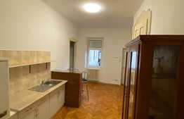 Apartament de doua camere, 72 mp, rustic, zona Centrala
