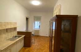 Apartament de doua camere, 72 mp, rustic, zona Centrala