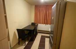 Apartament de doua camere, semidecomandat, 50 mp, zona Balcescu