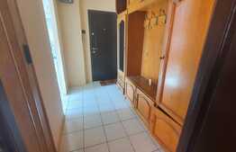 Apartament de 3 camere, decomandat, 80 mp, zona Favorit