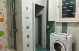 Oportunitate! Apartament de 3 camere in centrul orasului, tavan inalt, investitie sigura