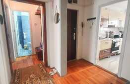 Apartament decomandat cu 4 camere, zona TURIST