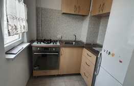 Apartament de 3 camere, zona Sagului