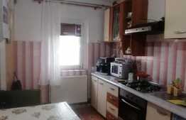 Apartament 3 camere, decomandat, zona Girocului