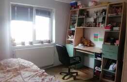 Apartament 3 camere, decomandat, zona Girocului