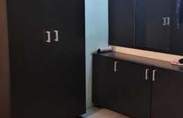 Apartament de 3 camere, decomandat, 65 mp, zona Soarelui