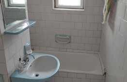 Apartament de 2 camere, 60 mp, zona Sagului