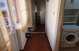 Garsoniera la casa, terasa, 3 locuri parcare, zona Blascovici