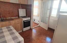 Garsoniera la casa, terasa, 3 locuri parcare, zona Blascovici