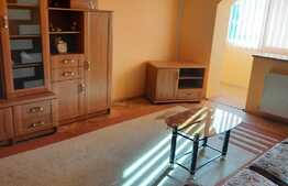Apartament 3 camere decomandate, zona Soarelui