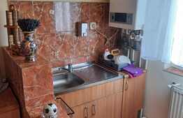 Apartament 3 camere decomandate, zona Soarelui