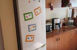 Apartament 3 camere decomandate, zona Soarelui