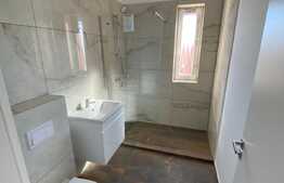 Apartament de doua camere, semidecomandat, 50 mp, 5 mp balcon, Giroc