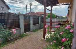 Casa tip duplex, 92 mp utili, zona rezidentiala, Lunei