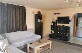 Casa tip duplex, 92 mp utili, zona rezidentiala, Lunei