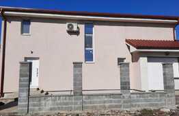 Oportunitate, Vila individuala mare de vanzare cu teren, in Sacalaz!