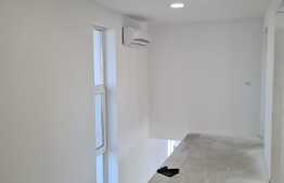 Oportunitate, Vila individuala mare de vanzare cu teren, in Sacalaz!