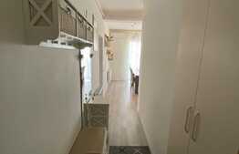 Apartament de 3 camere, de 71 mp, cochet, zona Dumbravita