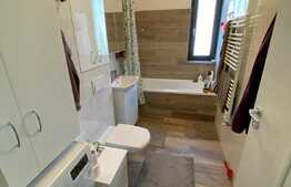 Apartament de 3 camere, de 71 mp, cochet, zona Dumbravita