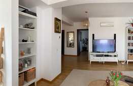 Penthouse cu terasa de 127 mp, imobil nou, zona Torontalului