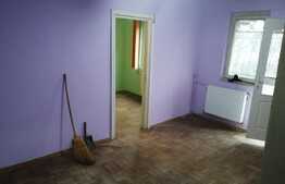 Apartament cu 2 camere, boxa si balcon, 43 mp, zona Circumvalatiunii