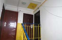 Apartament cu 2 camere, boxa si balcon, 43 mp, zona Circumvalatiunii