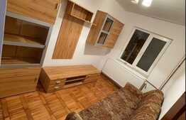 Apartament cu 3 camere, 60 mp, in zona Sagului