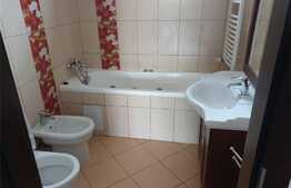 Apartament de 2 camere si balcon, 70 mp, zona Complexului Studentesc