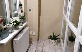 Apartament de 3 camere, 55 mp, zona Sagului