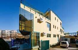  Clădire de 1.658 mp, zona Mircea cel Bătrân