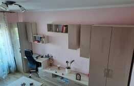 Apartament 2 camere, balcon, 50 mp, zona Calea Buziasului