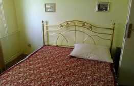 Apartament de 3 camere, balcon, 55 mp, zona Centrala