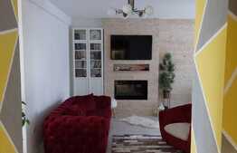 Apartament de 3 camere, balcon, 63 mp, zona Sagului