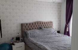 Apartament de 3 camere, balcon, 63 mp, zona Sagului