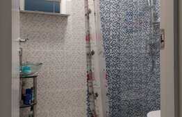 Apartament de 3 camere, balcon, 63 mp, zona Sagului