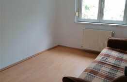 Apartament de 3 camere, balcon, 64 mp, zona Lipovei