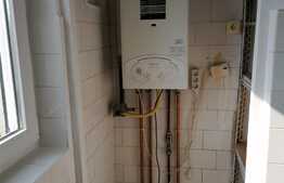 Apartament de 3 camere, balcon, 64 mp, zona Lipovei