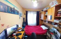 Apartament de 3 camere, 56 mp, zona Lipovei