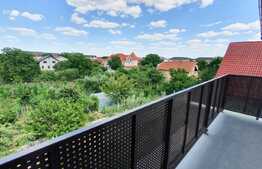 Apartament cu 3 camere decomandate, 2 bai, CENTRU GIROC