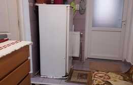 Apartament de 2 camere, 40 mp, curte comuna, zona Traian