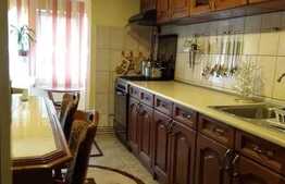 Apartament 3 camere, 76 mp, zona Aradului