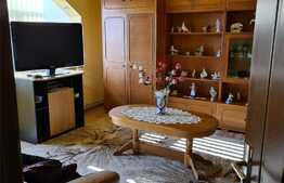 Apartament de 3 camere, 85 mp, decomandat, zona Bucovina