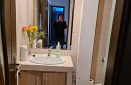 Apartament de 3 camere, 85 mp, decomandat, zona Bucovina