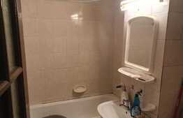 Apartament 3 camere, 62 mp, zona Lipovei