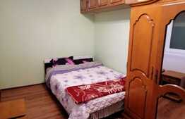  Apartament de 3 camere, 48 mp, zona Sagului