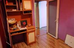  Apartament de 3 camere, 48 mp, zona Sagului