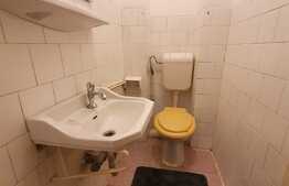 Apartament de 3 camere, 68 mp, zona Lipovei