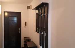 Apartament de 3 camere, decomandat, 72 mp, zona Modern