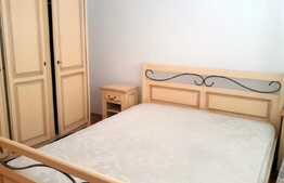 Apartament de 3 camere, decomandat, 72 mp, zona Modern